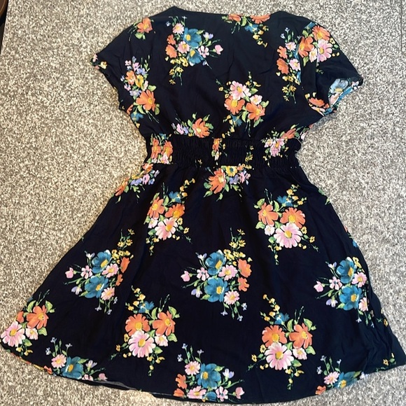 O'Neill Ryland Floral Sundress - Picture 5 of 5